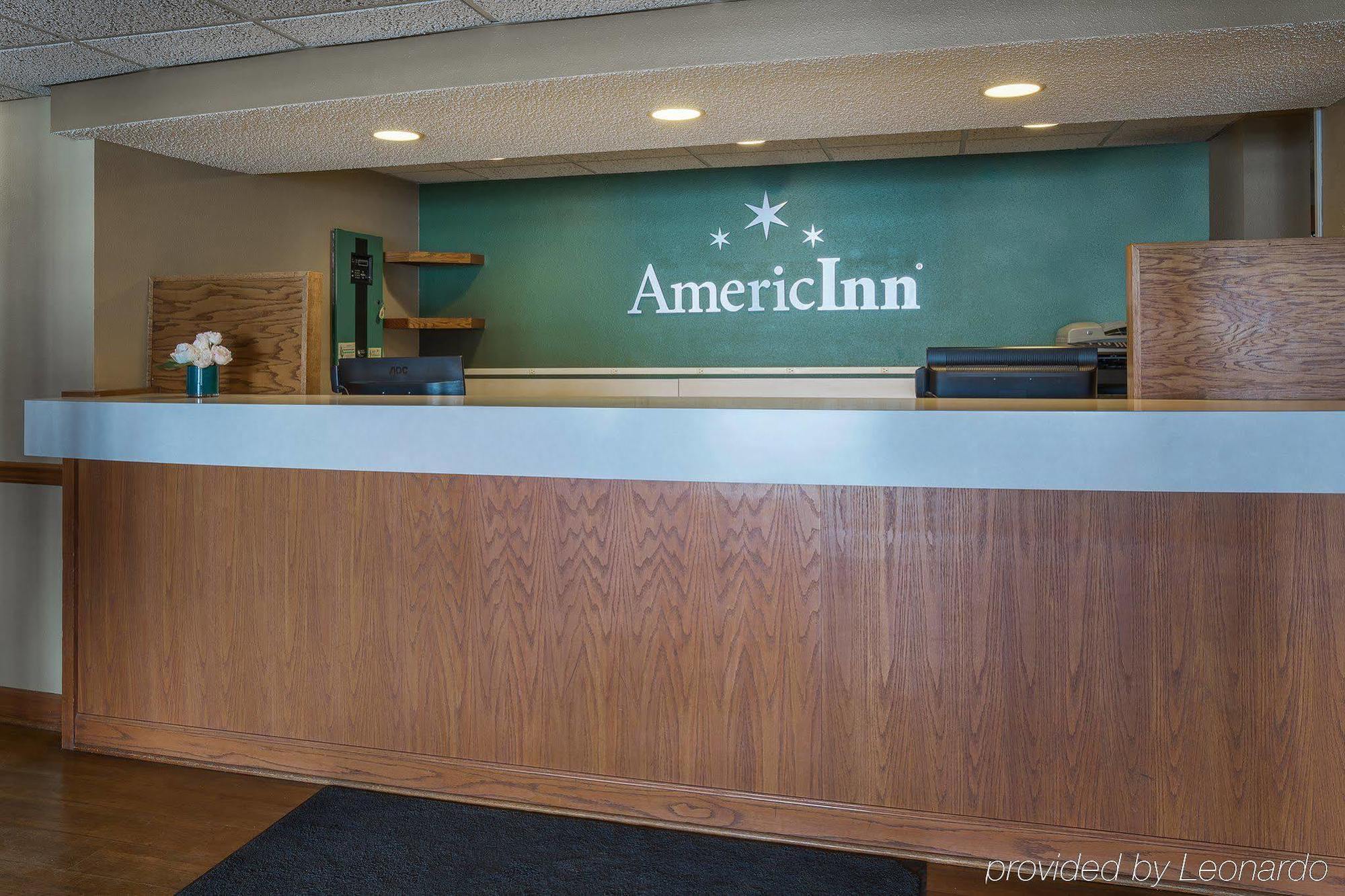 Americinn By Wyndham Hutchinson Экстерьер фото